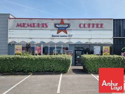 LOCAL COMMERCIAL ZONE MENDES FRANCE - 320 M2