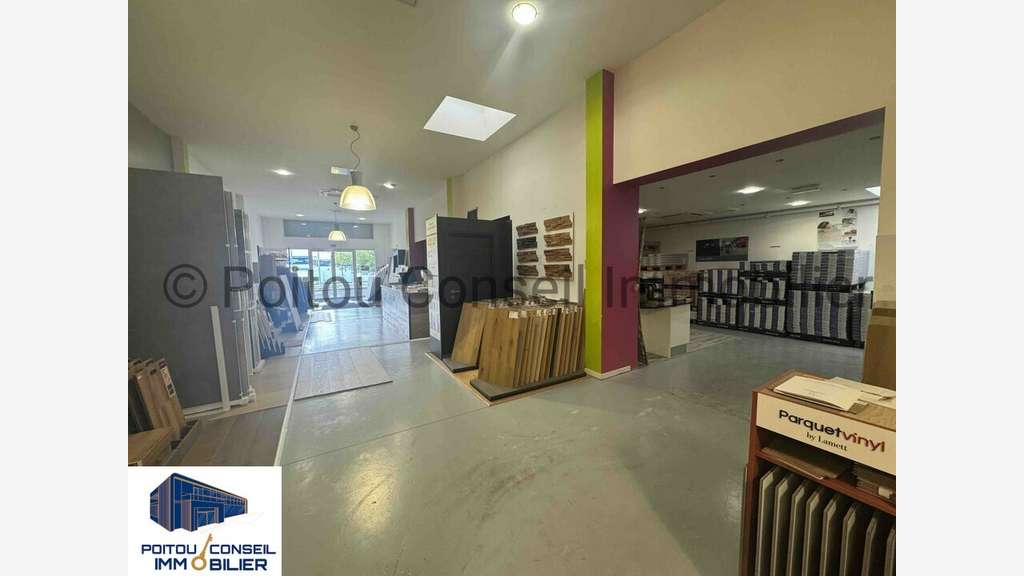 NIORT - LOCAL COMMERCIAL à louer