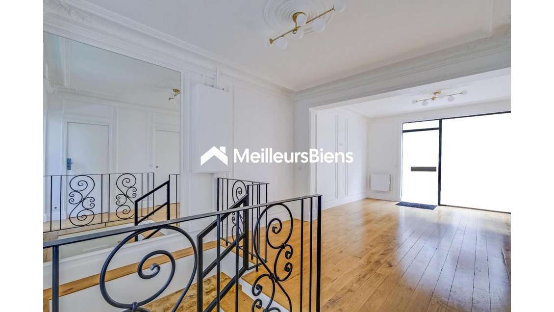 LOCAL COMMERCIAL - EMPLACEMENT PRIME -