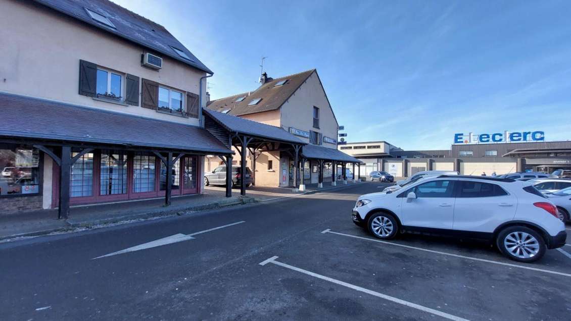 Loue local commercial de 54m² secteur Nonancourt