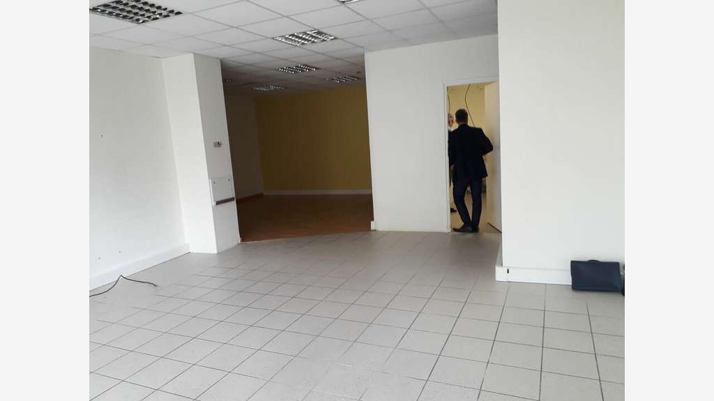 Location local commercial de 76m² à Nort-sur-Erdre