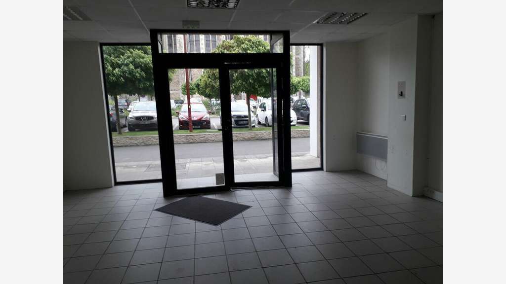 Location local commercial de 76m² à Nort-sur-Erdre