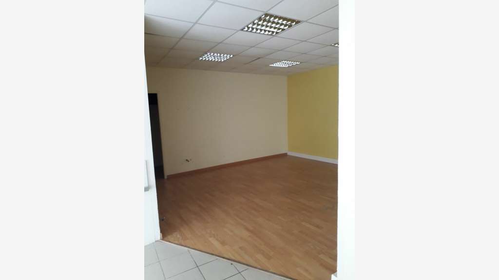 Location local commercial de 76m² à Nort-sur-Erdre