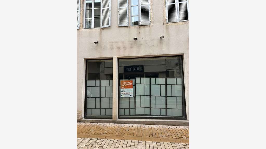 Loue local cial 76m² en centre Nuits-Saint-Georges