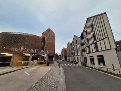 À louer local commercial 126m² à Obernai centre