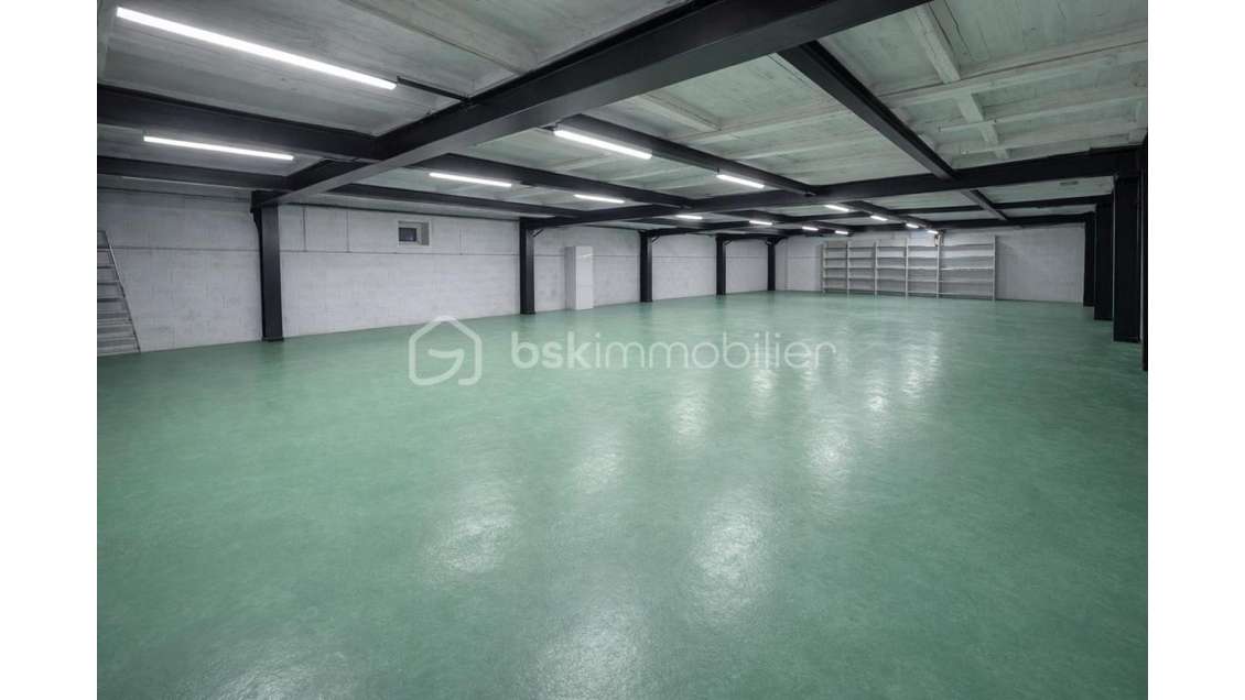 A louer local professionnel de 210m² à Ohnenheim