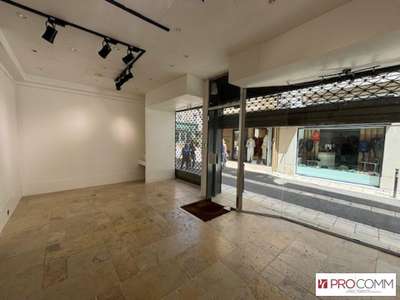 A louer local commercial 70m² au centre d'Orange
