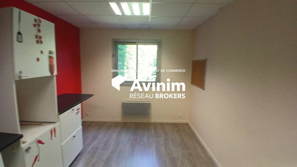 Micro-creche aménagée & equipee sur Orléans Sud