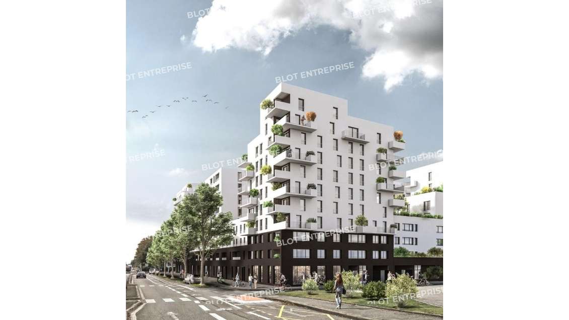 A louer local 83m² sur la Route de Rennes Orvault