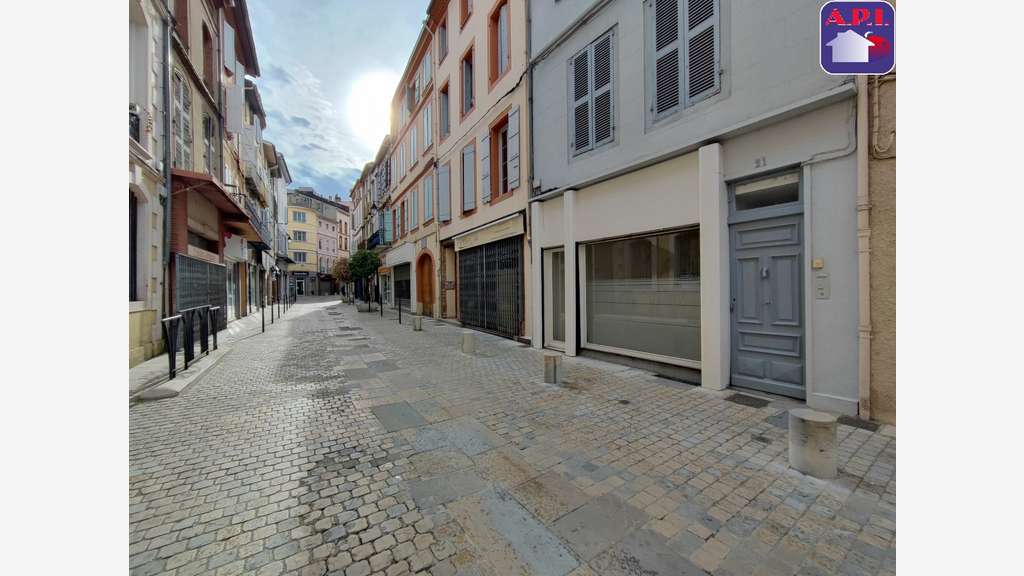 A louer local commercial 32m² à Pamiers centre