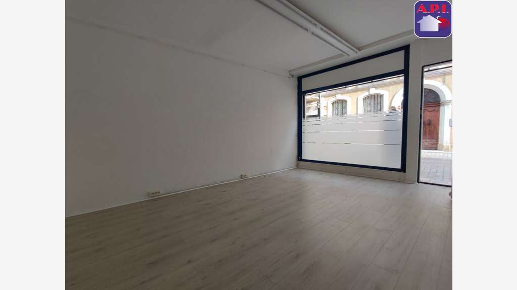 A louer local commercial 32m² à Pamiers centre