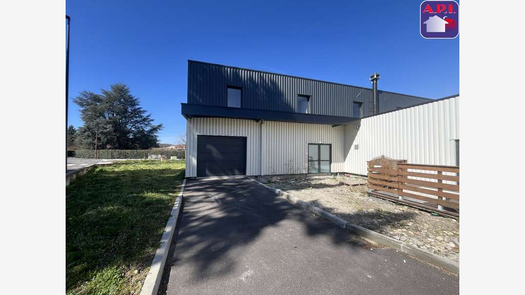 A louer entrepôt 320m² zone commerciale de Pamiers