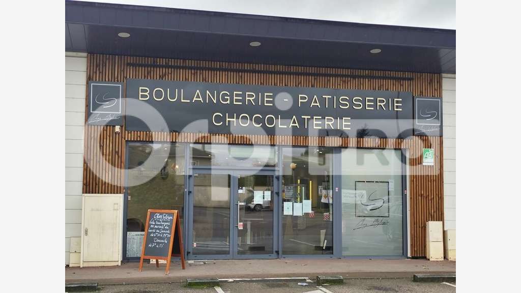 Local excellente visibilité à louer à Panazol