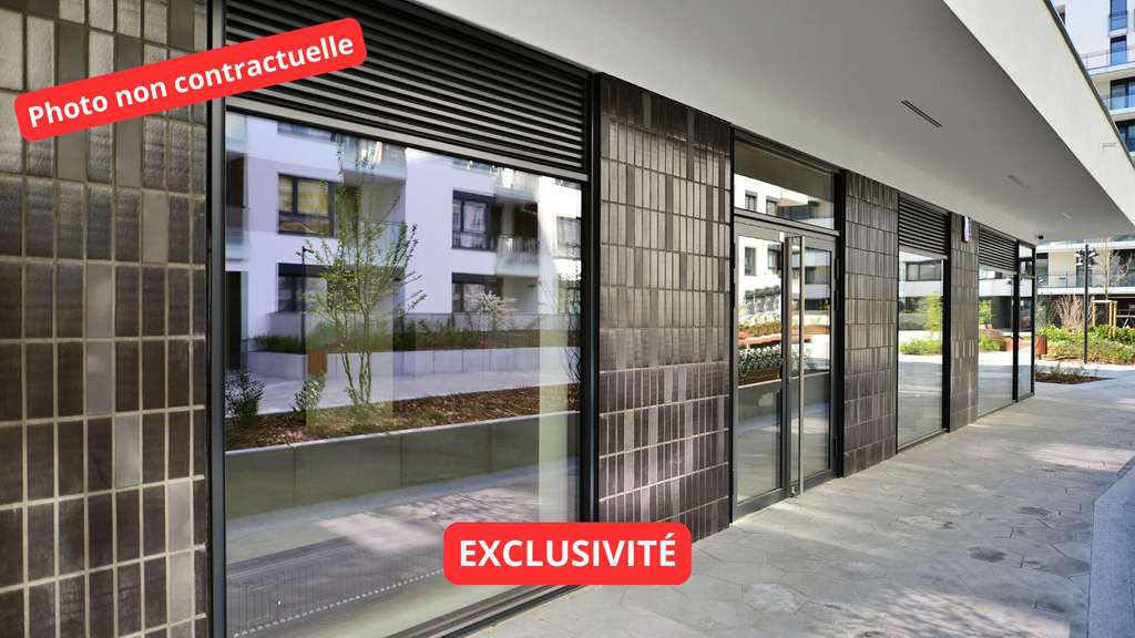 A louer local commercial 48m² à Parigné-l'Évêque