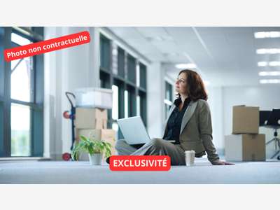 A louer local commercial 48m² à Parigné-l'Évêque