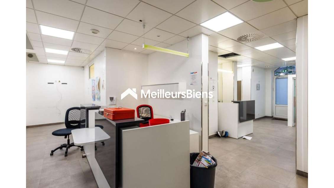 250m² de locaux professionnels à louer Paris 10ème