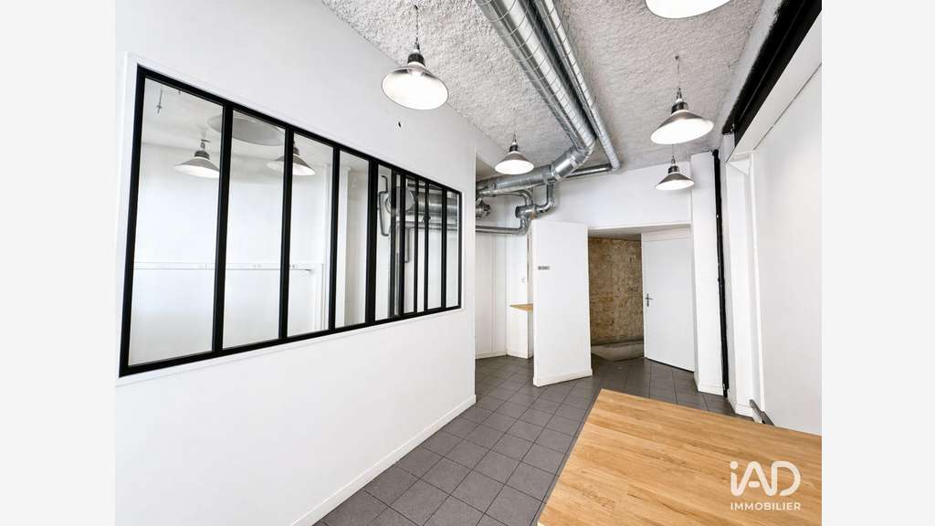 A louer local commercial 150m² à Paris