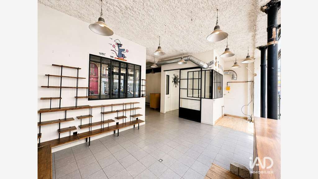 A louer local commercial 150m² à Paris