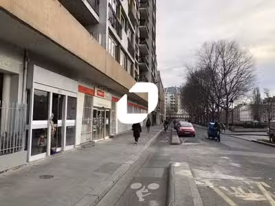 A louer Local commercial 189m² Paris