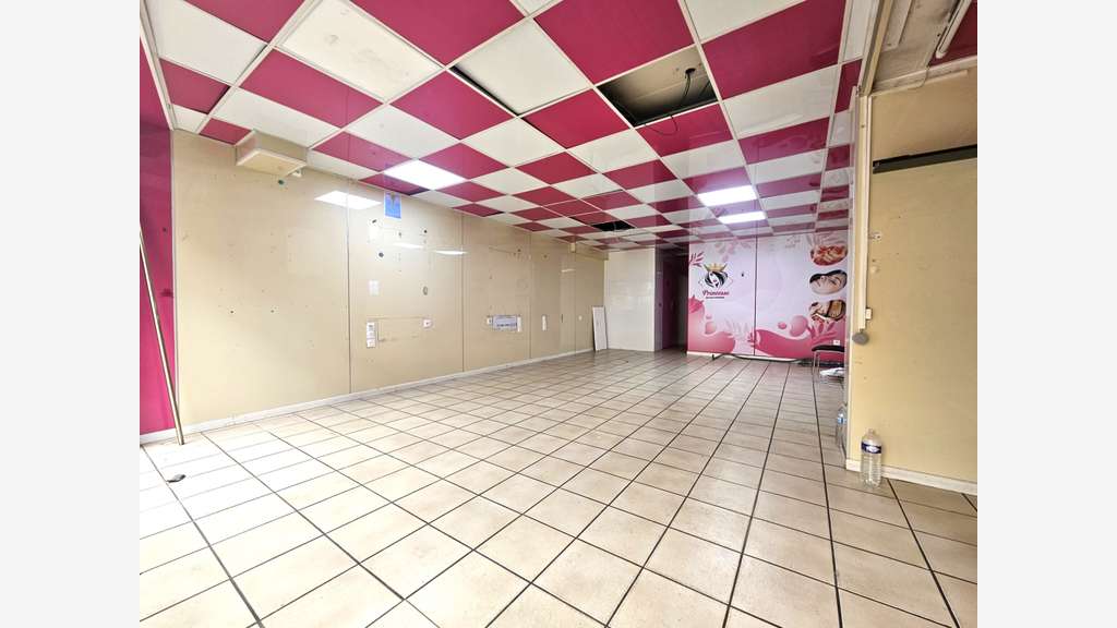 Location pure 76 m² rue du Faubourg St Antoine