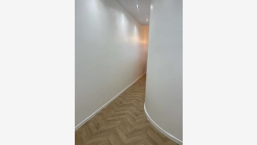 Location boutique 38m² Métro Voltaire 75011 Paris