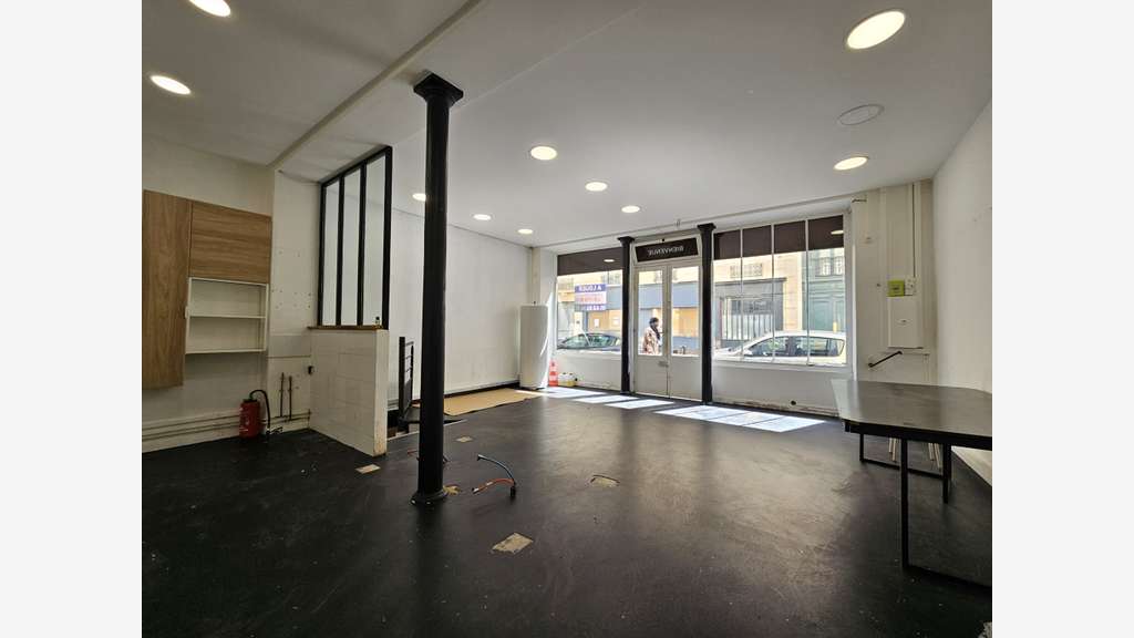 Location pure boutique 57m² Faidherbe 75011