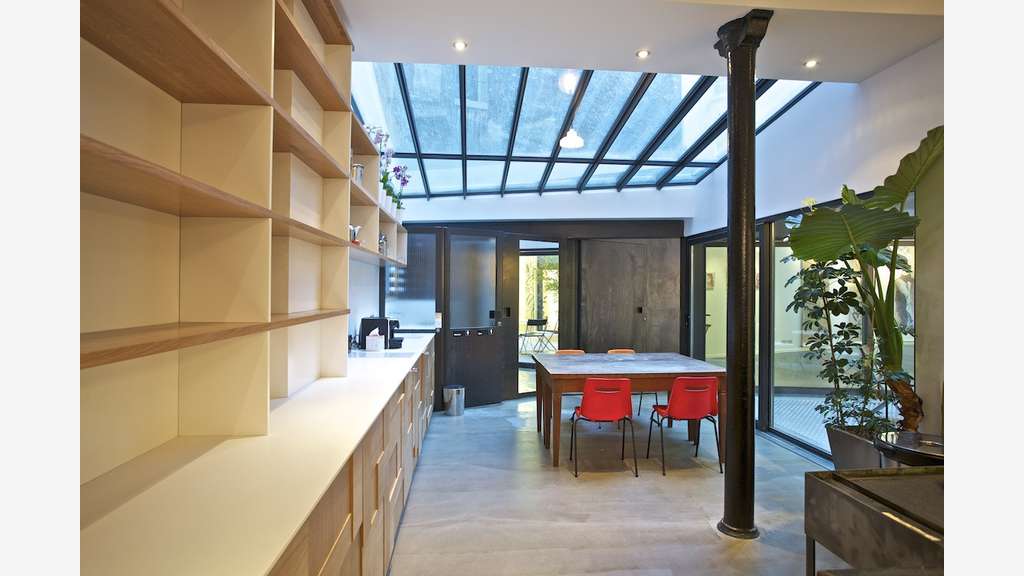 Location pure 163m² 75011 Paris-Faidherbe