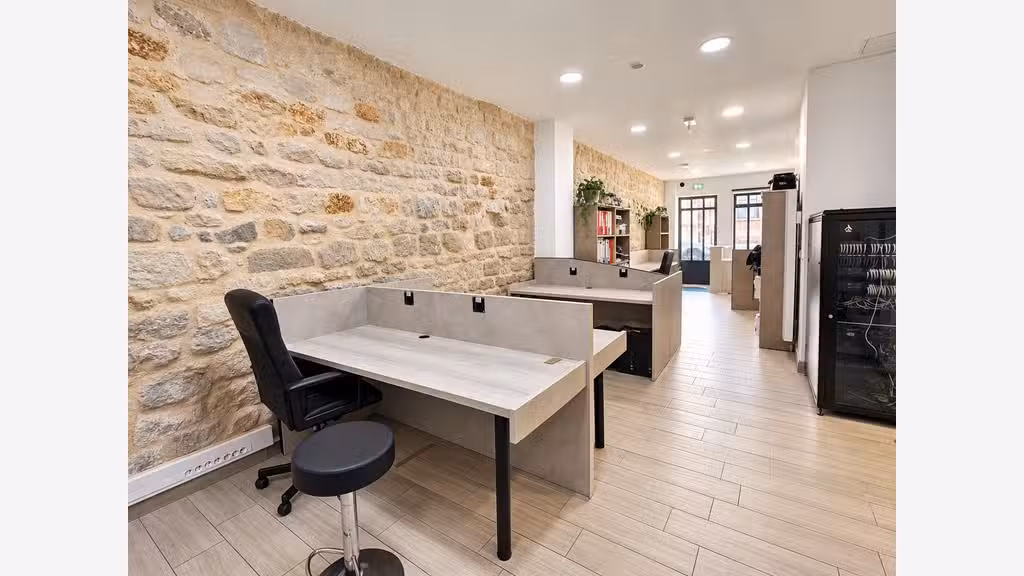 Location boutique 93m² Charonne-Voltaire 75011