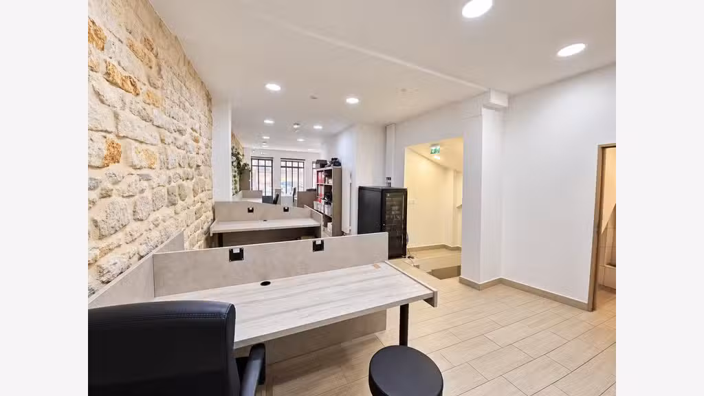 Location boutique 93m² Charonne-Voltaire 75011