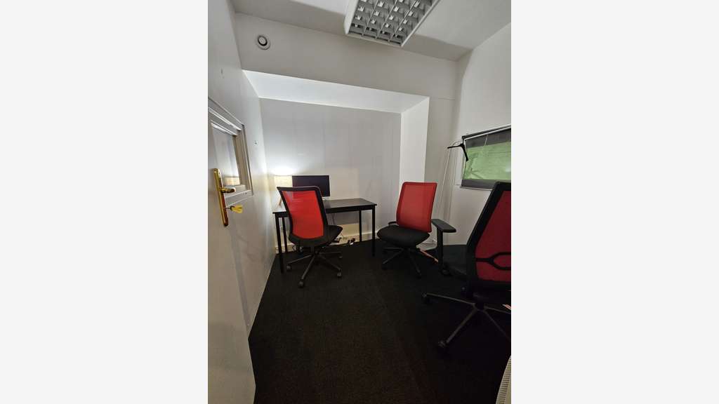 Local atypique sur cour 290m²-75011 Paris-Bastille