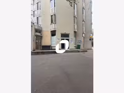 A louer Local commercial 76m² Paris