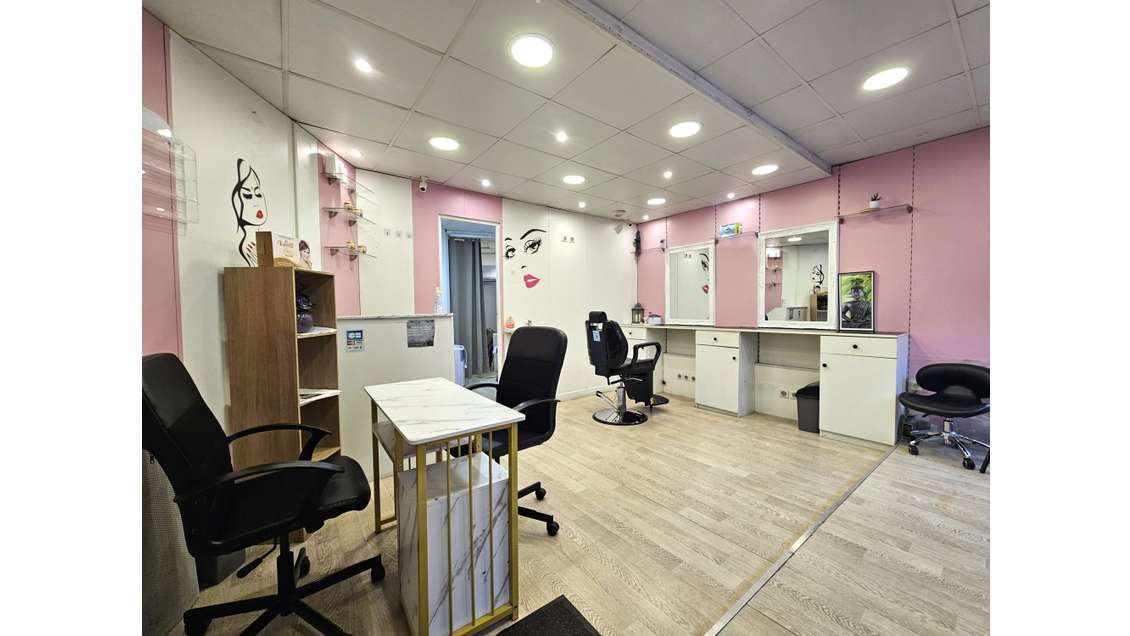 Location sans reprise boutique rue Crozatier 75012