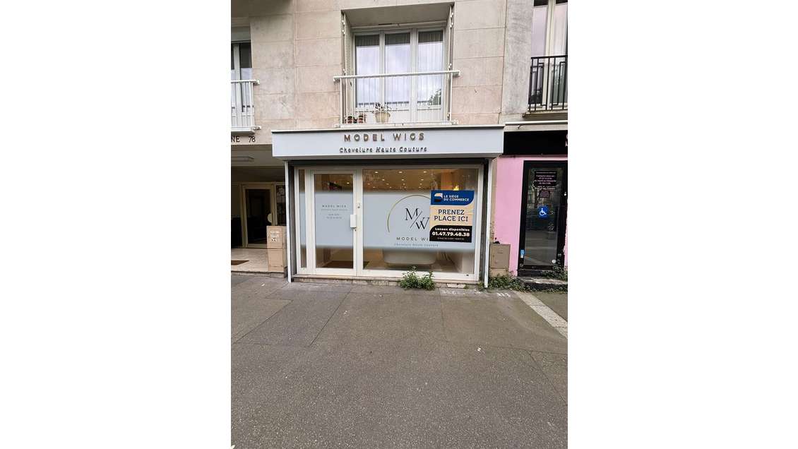 Location pure local commercial 50m² à Paris 75012
