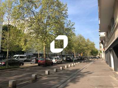 Location Locaux commerciaux - Boutiques à Paris 12e