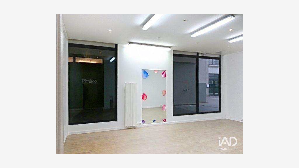 A louer local commercial de 97m² à Paris 75012