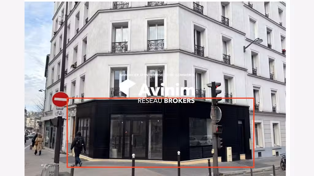 Loue local commercial d'angle 135m² à Paris 75012