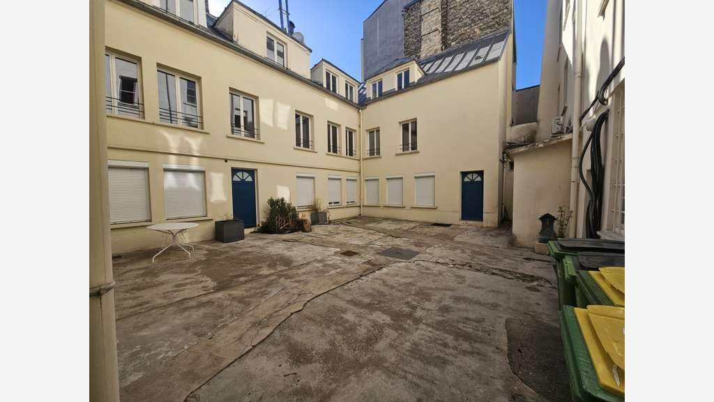 Location boutique rue de Cotte 75012 Paris