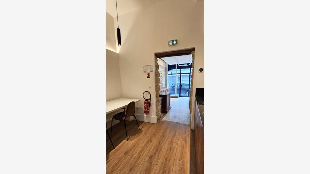 Location boutique rue de Cotte 75012 Paris- 40m²