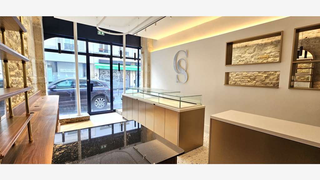 Location boutique rue de Cotte 75012 Paris- 40m²