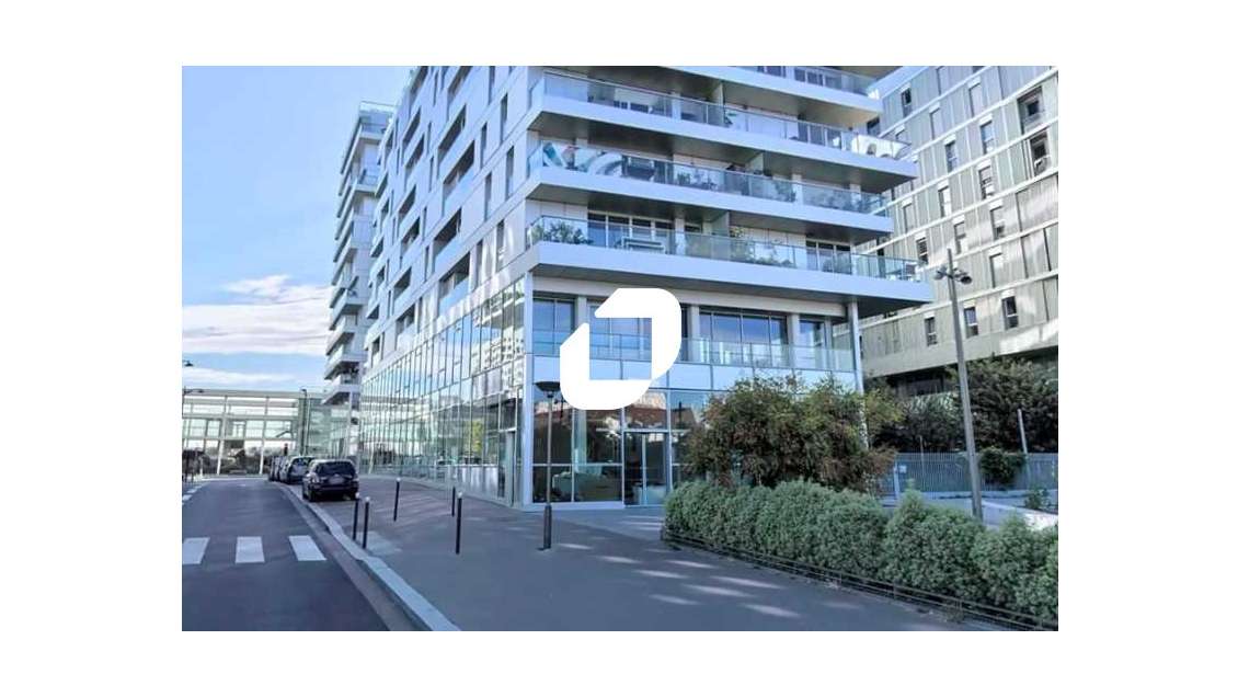 A louer Local commercial 218m² Paris