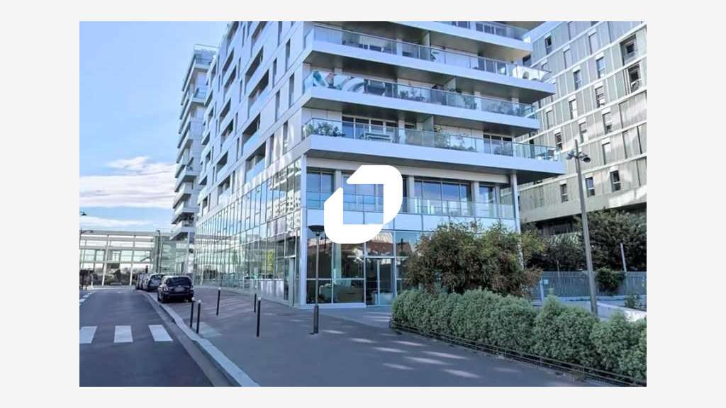 A louer Local commercial 218m² Paris