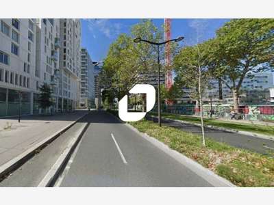A louer Local commercial 1247m² Paris