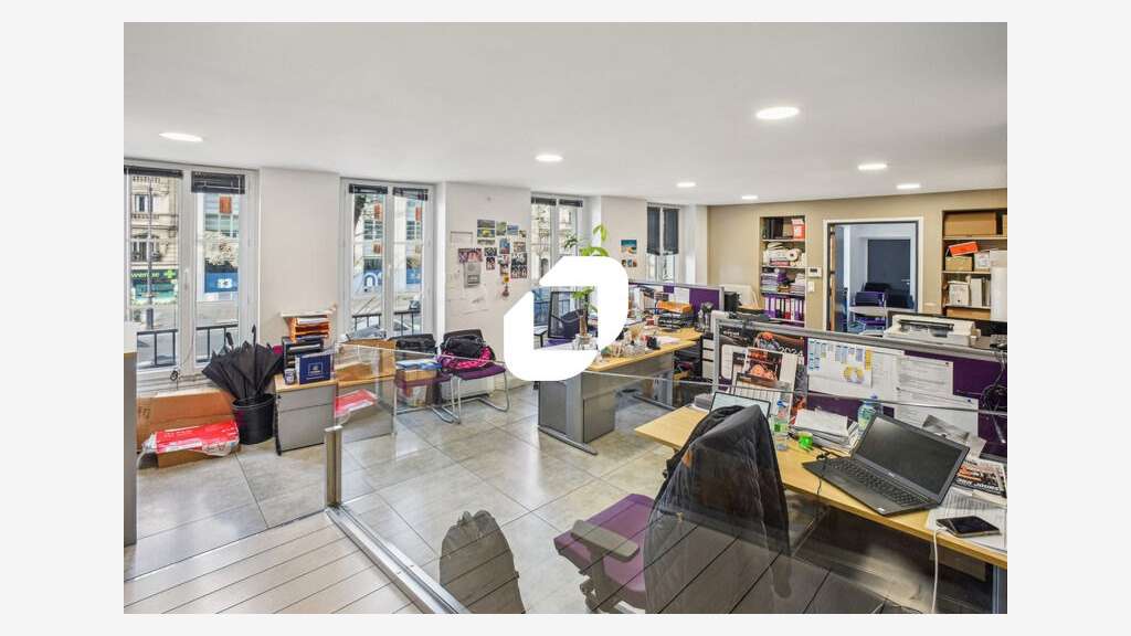 A louer Local commercial 731m² Paris