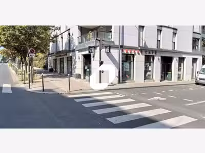 A louer Local commercial 236m² Paris