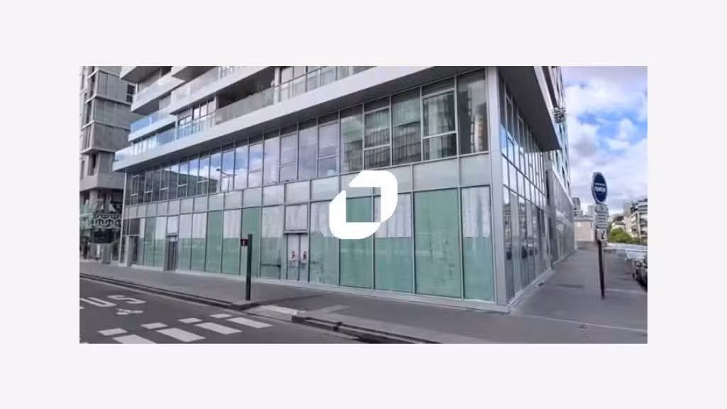 A louer Local commercial 167m² Paris