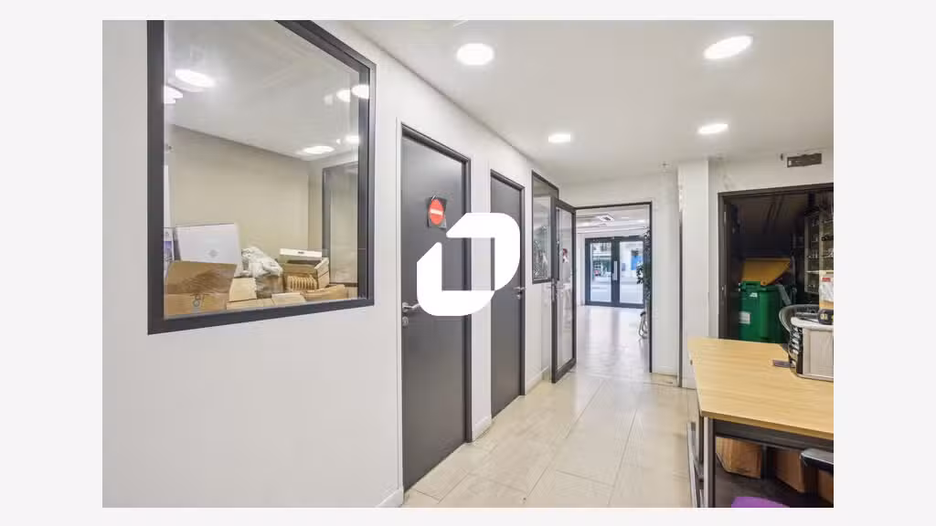 A louer Local commercial 731m² Paris