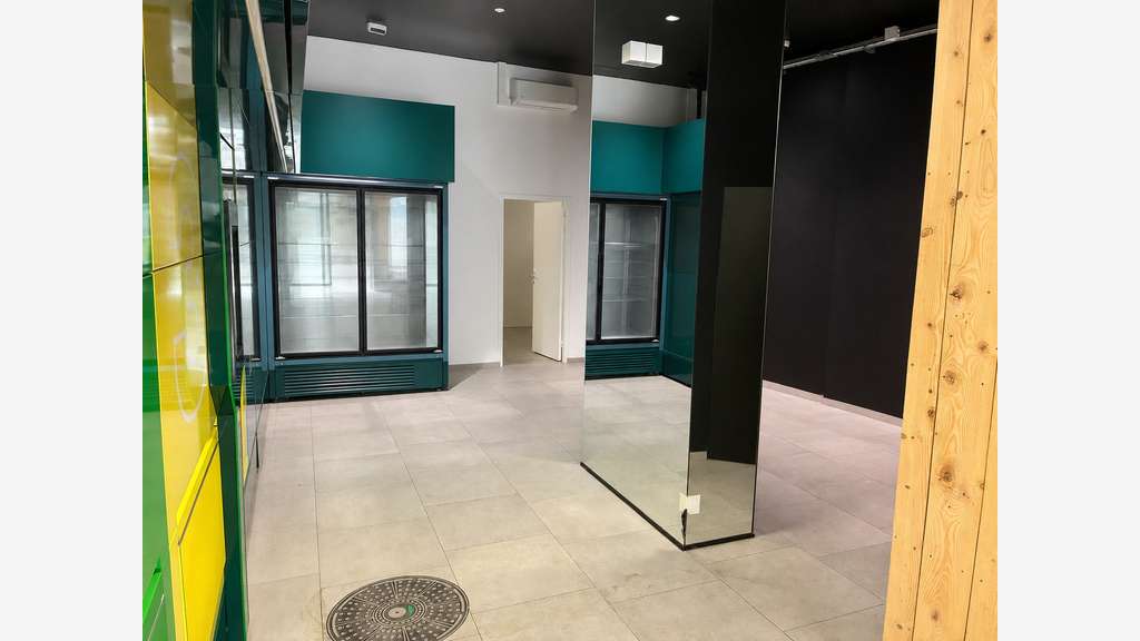 Location boutique 115m² rue d'Alésia 75014 paris