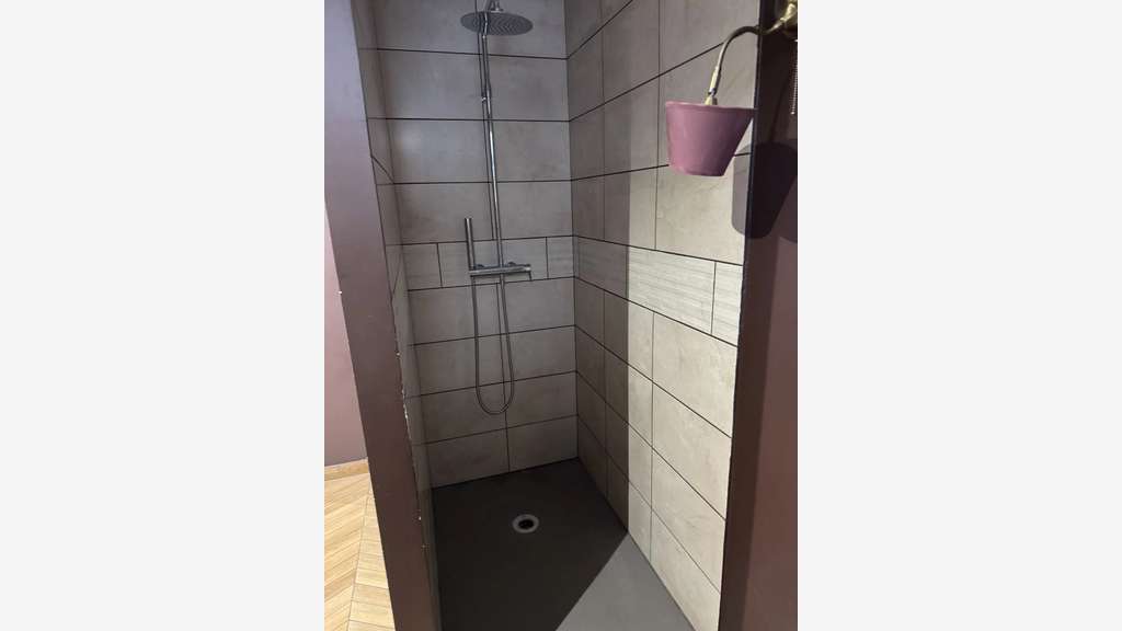 A louer locaux 60m² Rue d'Alesia à Paris 14e