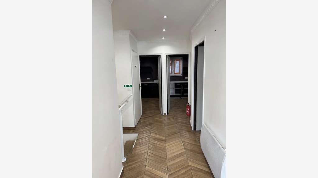 A louer locaux 60m² Rue d'Alesia à Paris 14e
