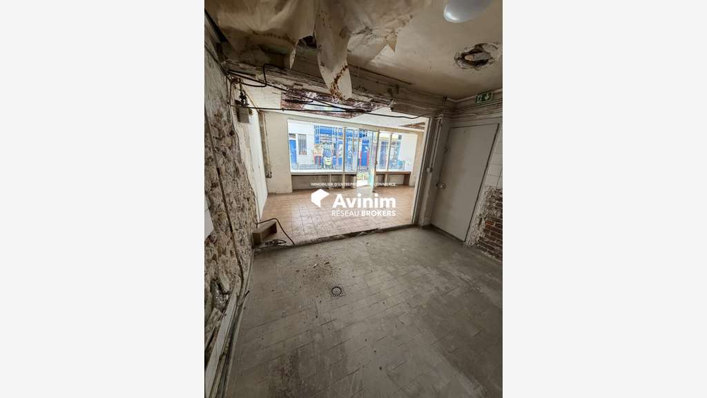 Local 45m² à louer à Paris 14e Pernety 